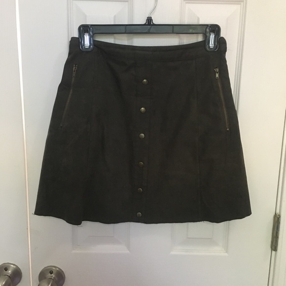 Olive suede mini skirt - Picture 1 of 3